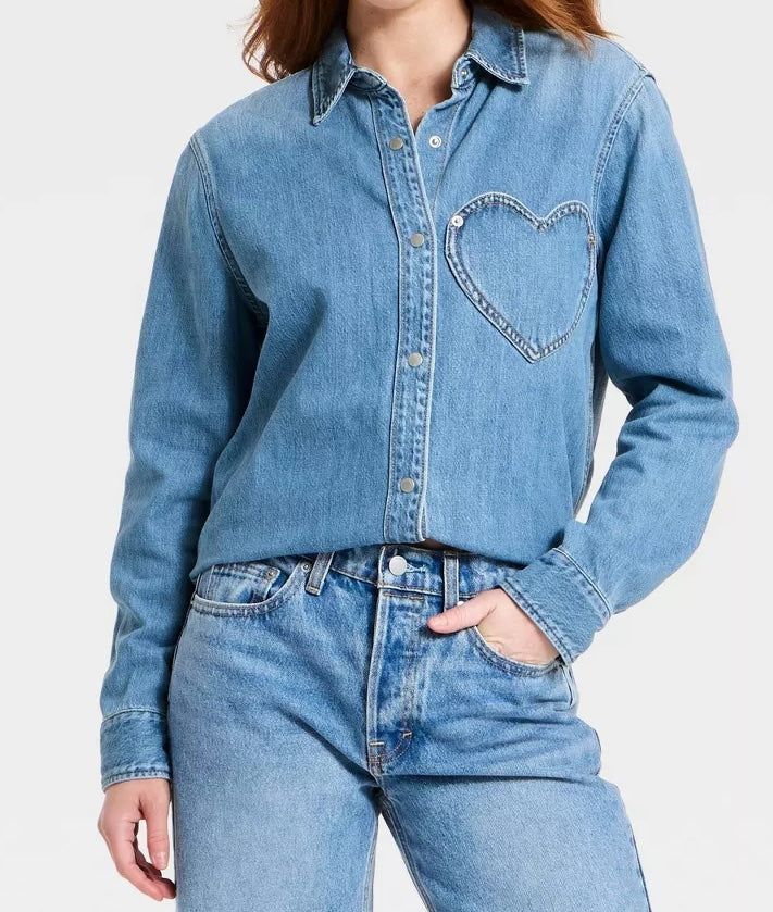 Women's heart pocket denim shirt by universal thread -vintage medium wash (S&M) *VIRAL